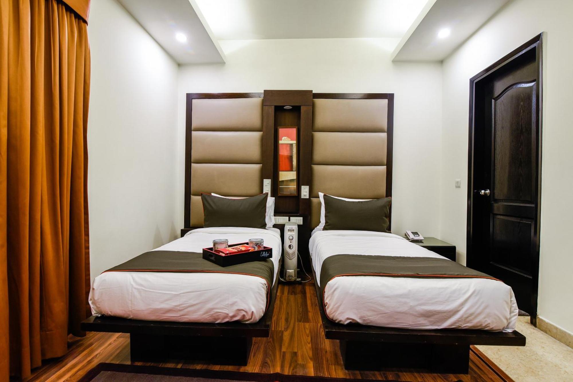 Hotel O Venkata Sai Sadan Mathrusree Nagar Kondapur  ภายนอก รูปภาพ