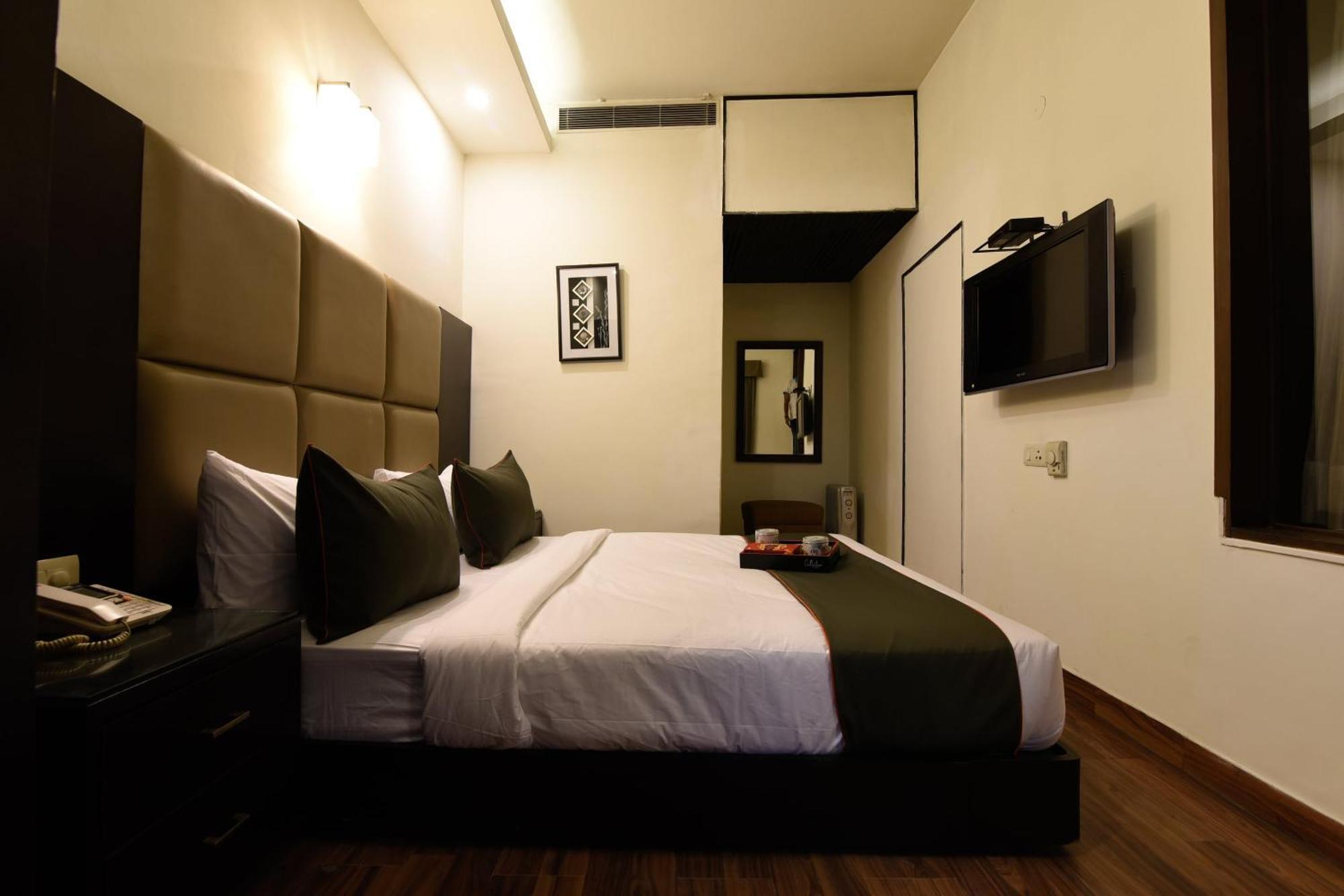 Hotel O Venkata Sai Sadan Mathrusree Nagar Kondapur  ภายนอก รูปภาพ